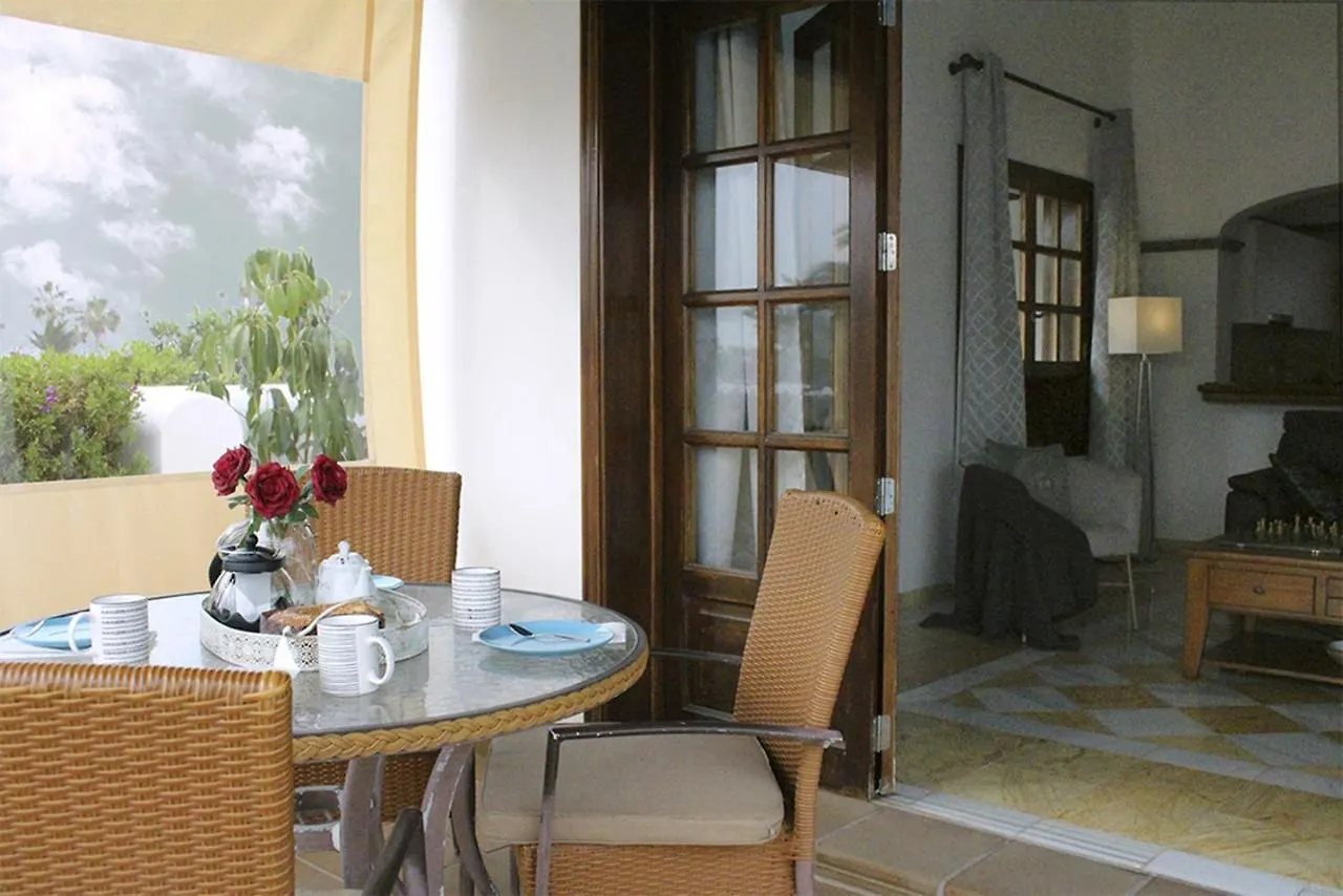 Villa Casa Karoline With A Sunny Terrace, Heated Pool, Comfort And Privacy In A Quiet Neighborhood Playa Blanca  Spain