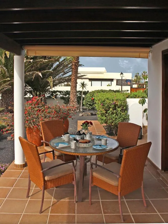 Villa Casa Karoline With A Sunny Terrace, Heated Pool, Comfort And Privacy In A Quiet Neighborhood Playa Blanca  0*, Playa Blanca (Lanzarote) Spain